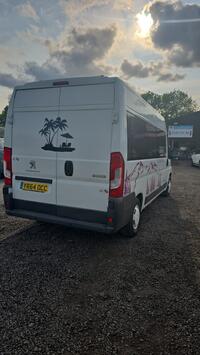 PEUGEOT BOXER