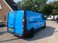 VAUXHALL VIVARO