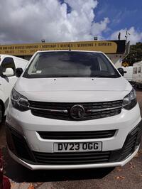 VAUXHALL VIVARO